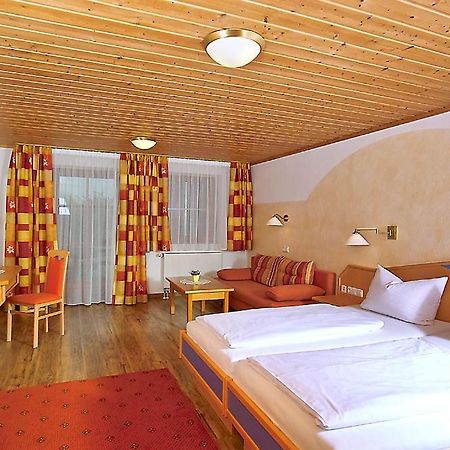 Landhotel Wiesbauer Фюссен Экстерьер фото