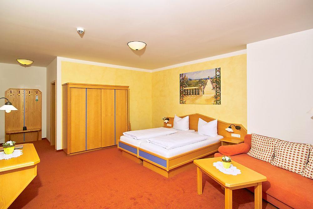 Landhotel Wiesbauer Фюссен Экстерьер фото