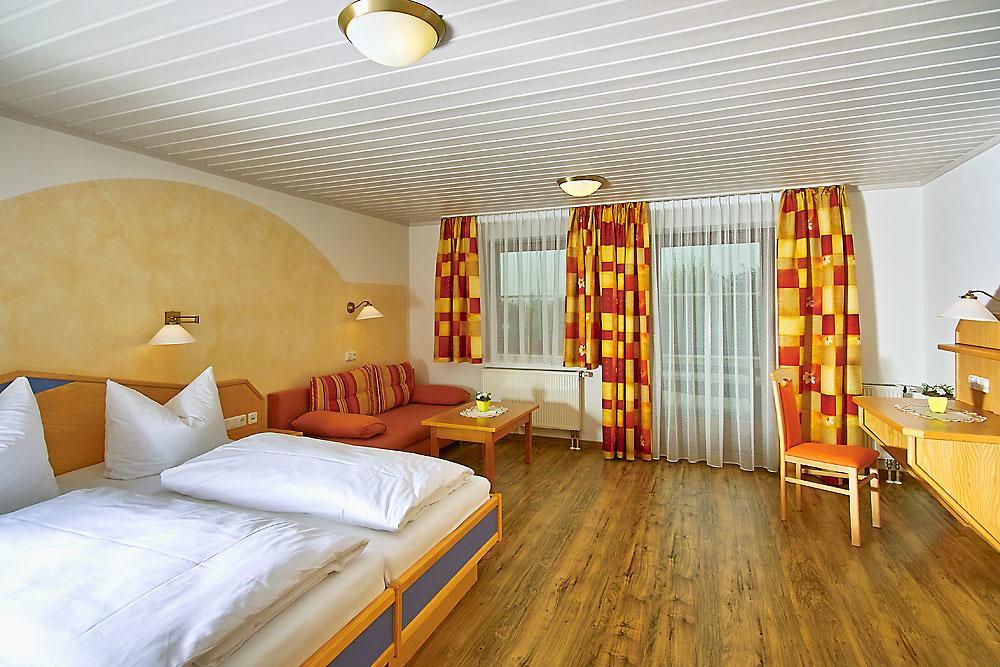 Landhotel Wiesbauer Фюссен Экстерьер фото